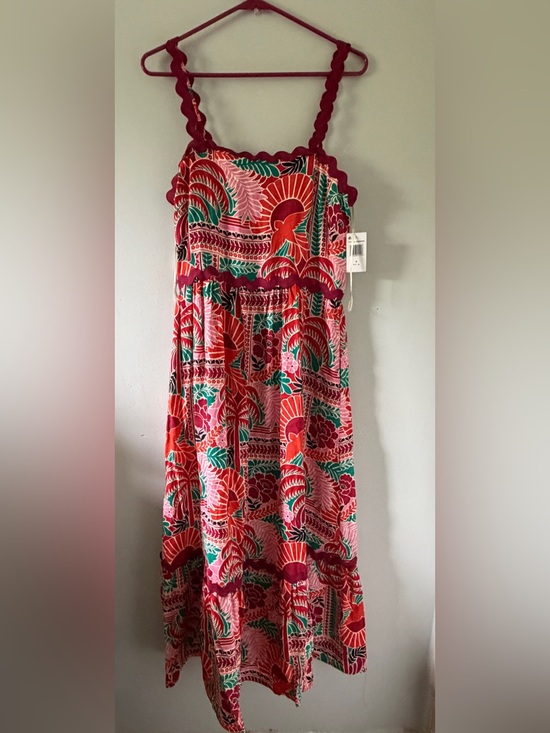 MSK Dresses & Skirts - MSK Tropical Floral Maxi Dress in Red, Pink & Green